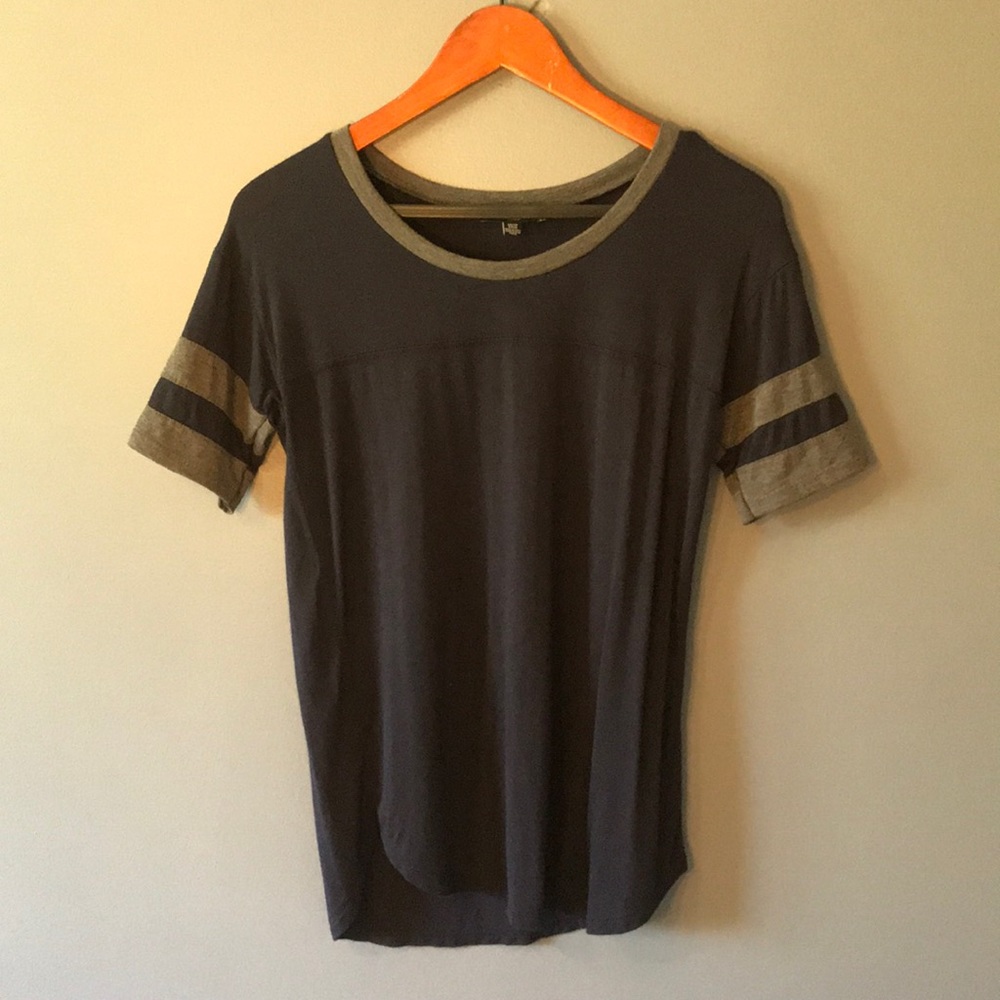 Navy blue American eagle soft and sexy T-shirt
